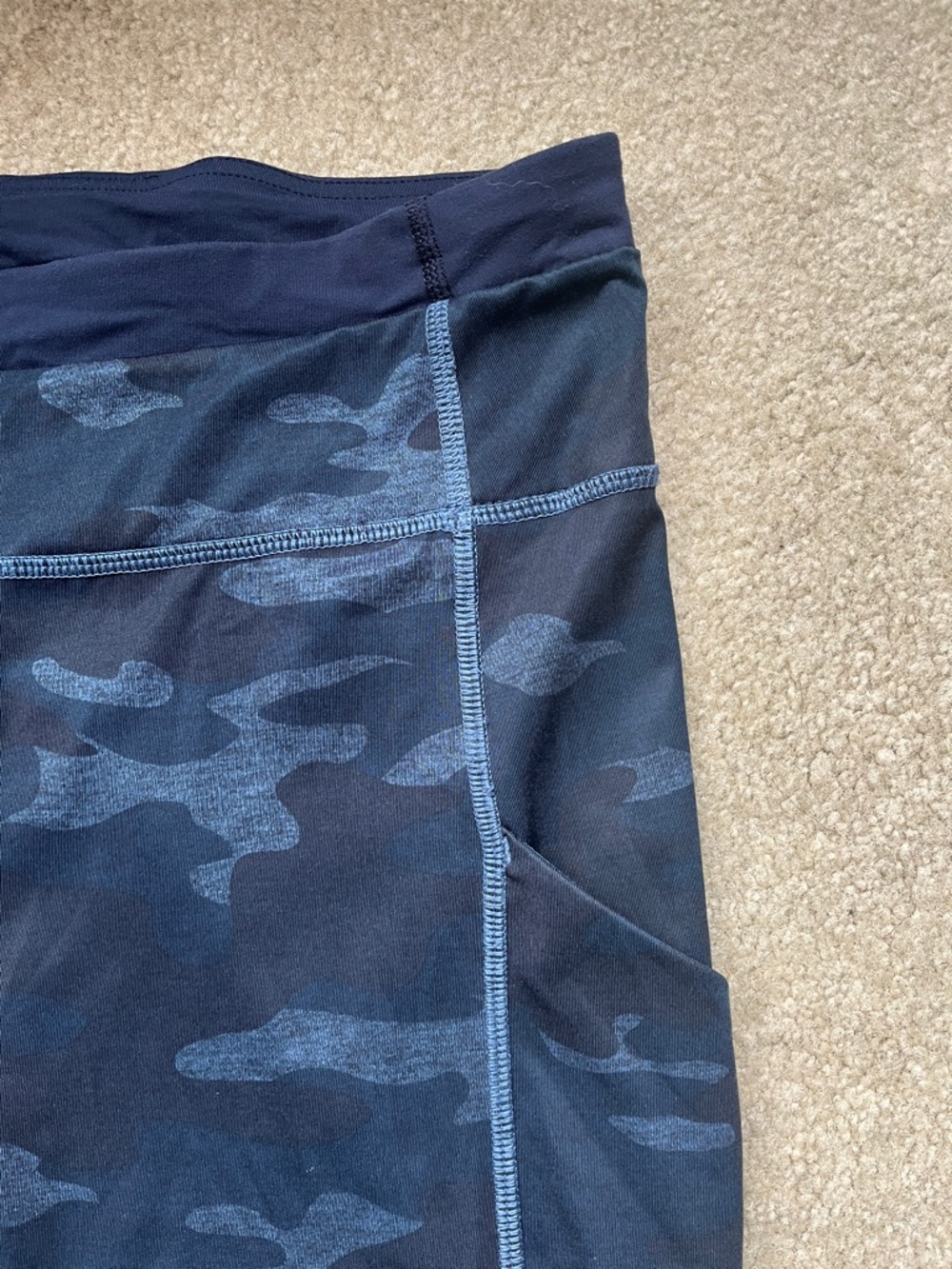 lululemon athletica Navy Blue Camo Leggings - Picture 3 of 8